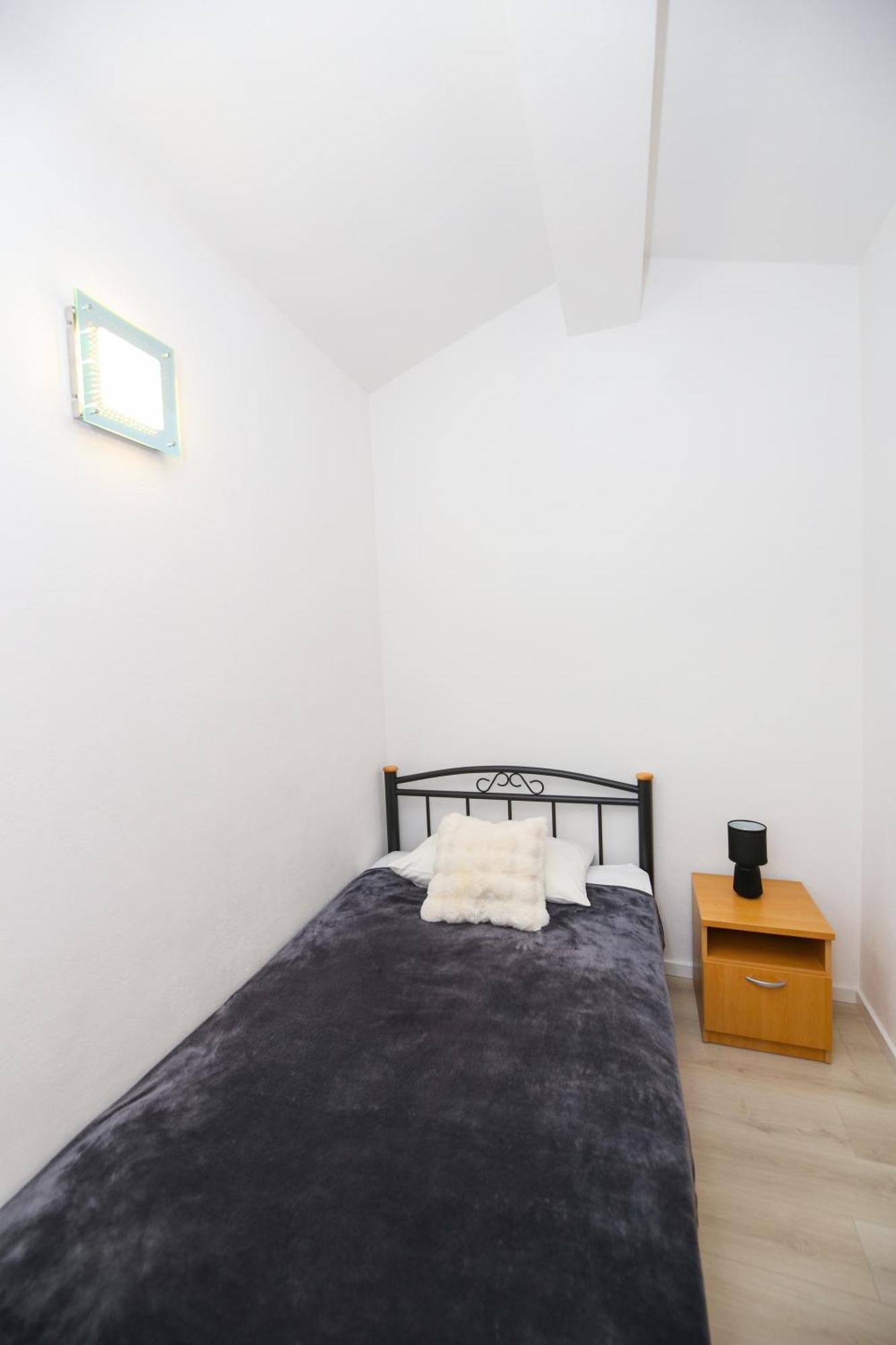 Apartments Vaska Trogir Exterior photo