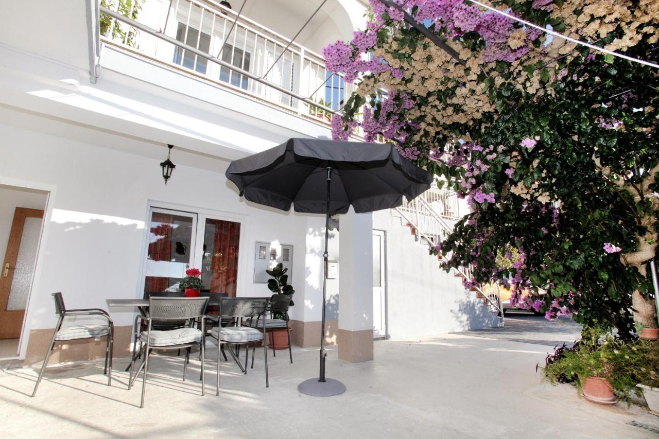 Apartments Vaska Trogir Exterior photo