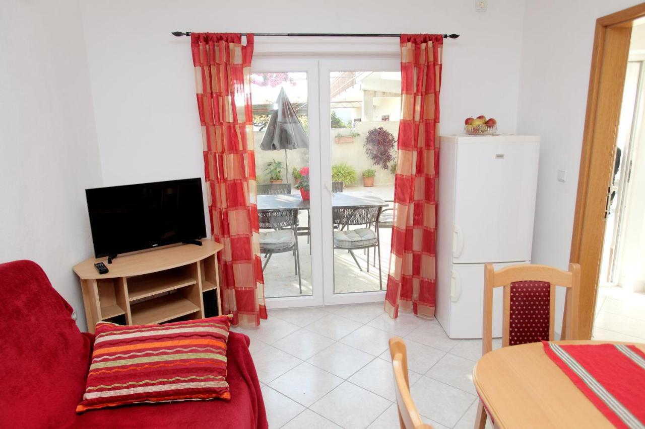 Apartments Vaska Trogir Exterior photo