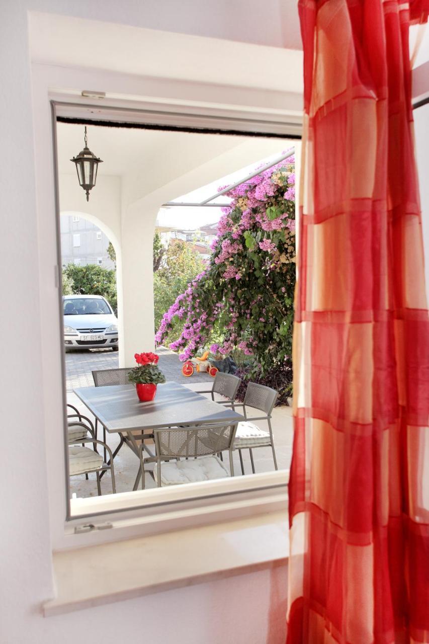 Apartments Vaska Trogir Exterior photo